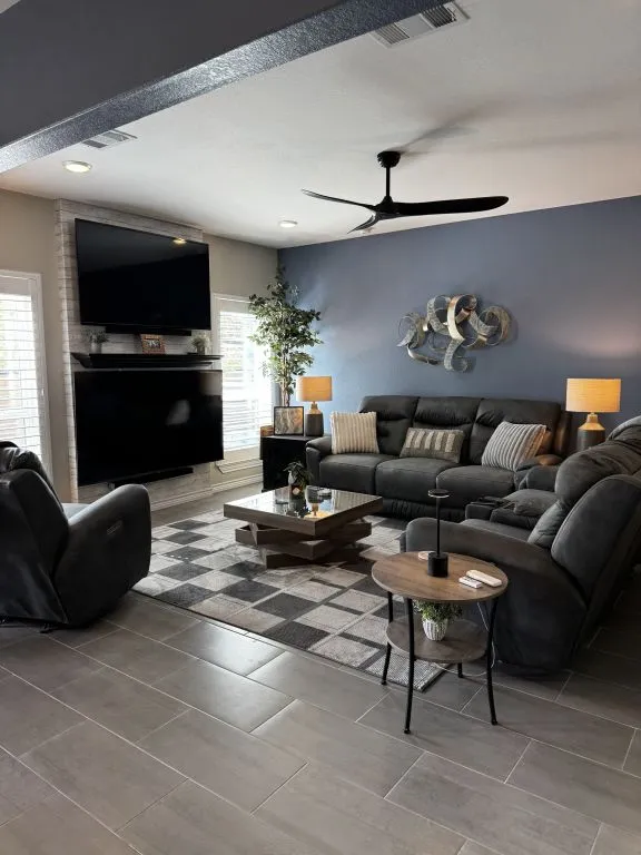 626 HILLCLIMB Canyon Lake, TX 78133