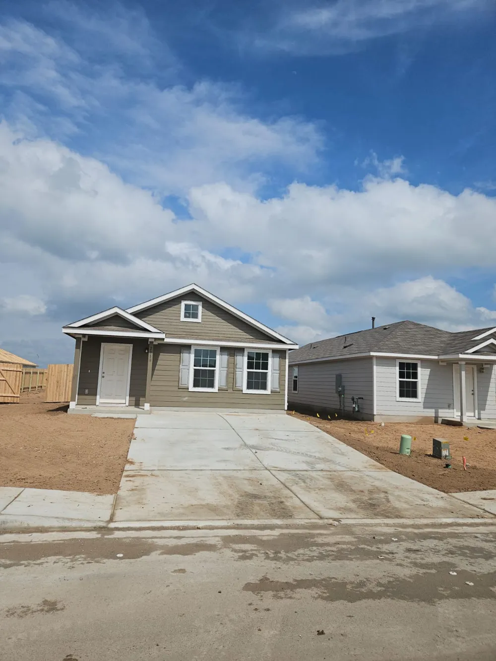 2318 Tornado Alley Lockhart, TX 78644