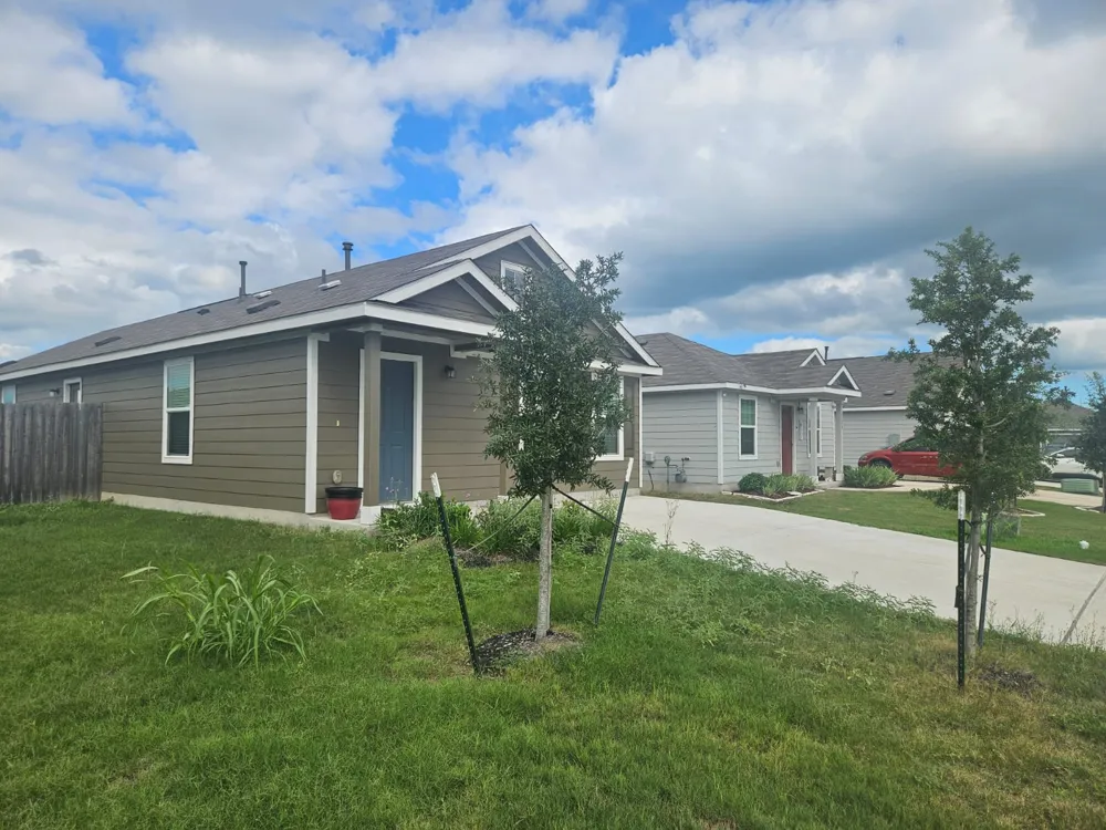 2318 Tornado Alley Lockhart, TX 78644