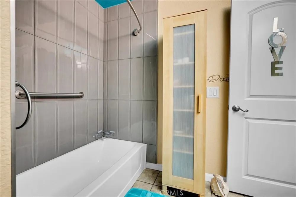 15000 Downey Avenue #243 Paramount, CA 90723