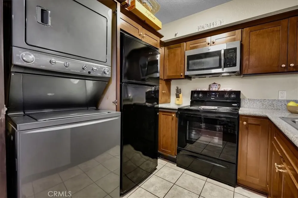 15000 Downey Avenue #243 Paramount, CA 90723