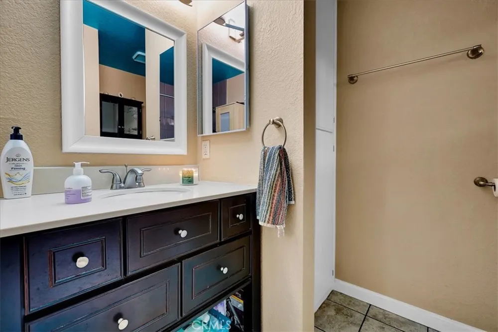 15000 Downey Avenue #243 Paramount, CA 90723