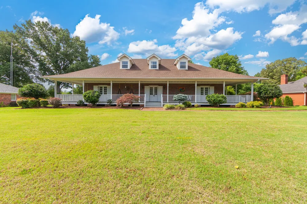 2812 Chere Carol Rd Humboldt, TN 38343