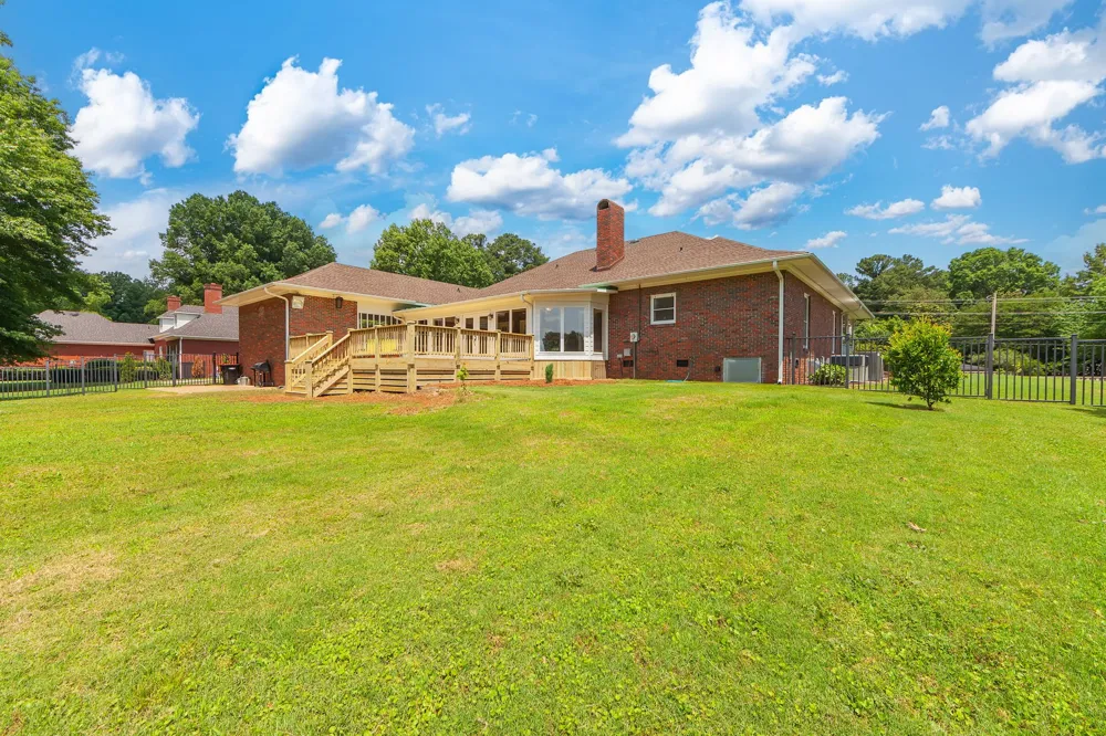 2812 Chere Carol Rd Humboldt, TN 38343