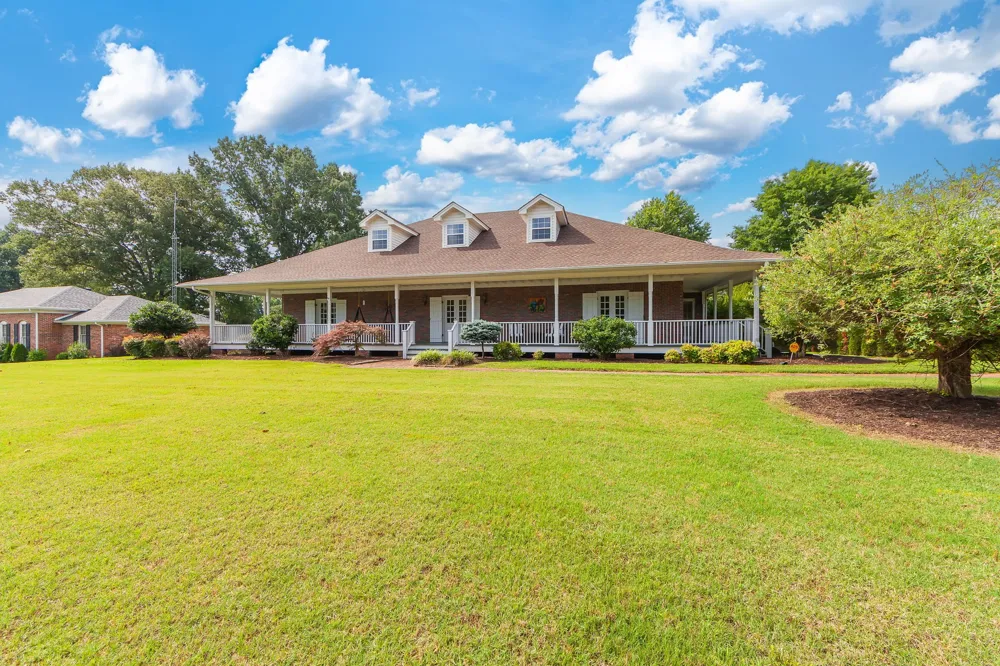 2812 Chere Carol Rd Humboldt, TN 38343
