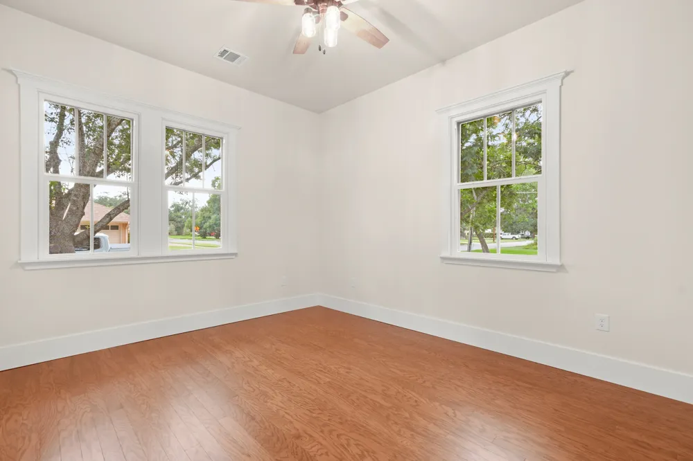 608 Cibilo Street Lockhart, TX 78644