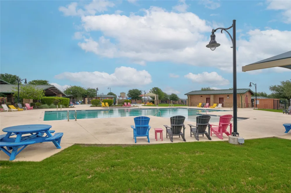 196 Lavender Lane Buda, TX 78610