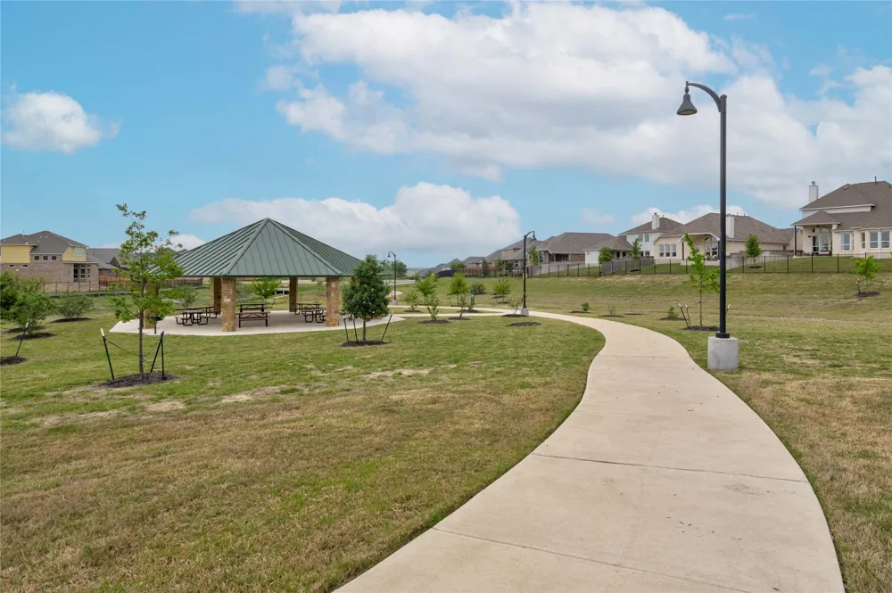 196 Lavender Lane Buda, TX 78610