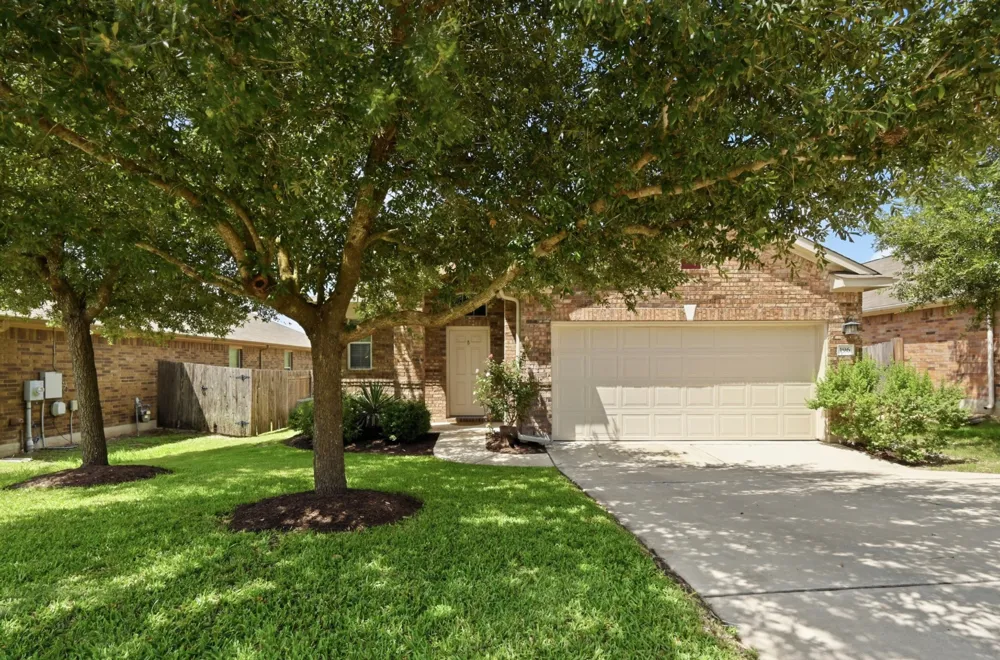 196 Lavender Lane Buda, TX 78610