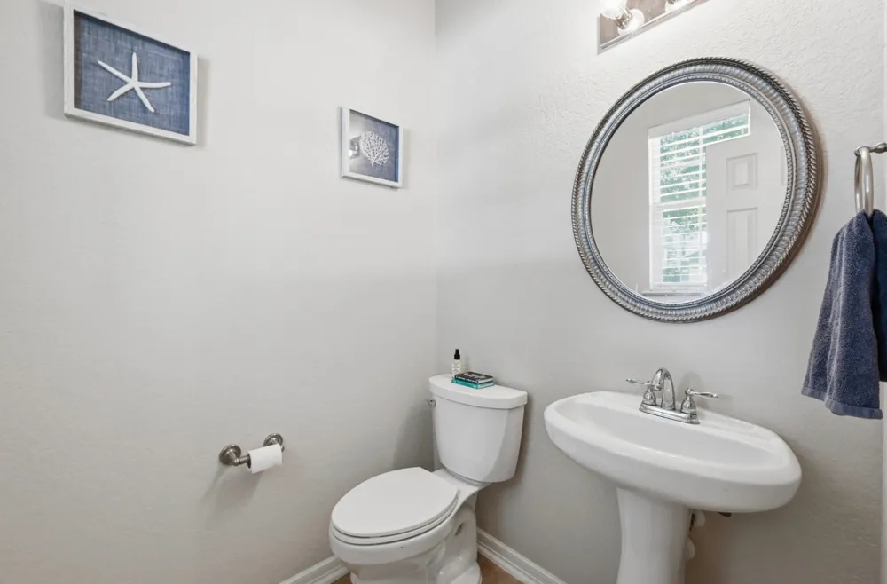 196 Lavender Lane Buda, TX 78610