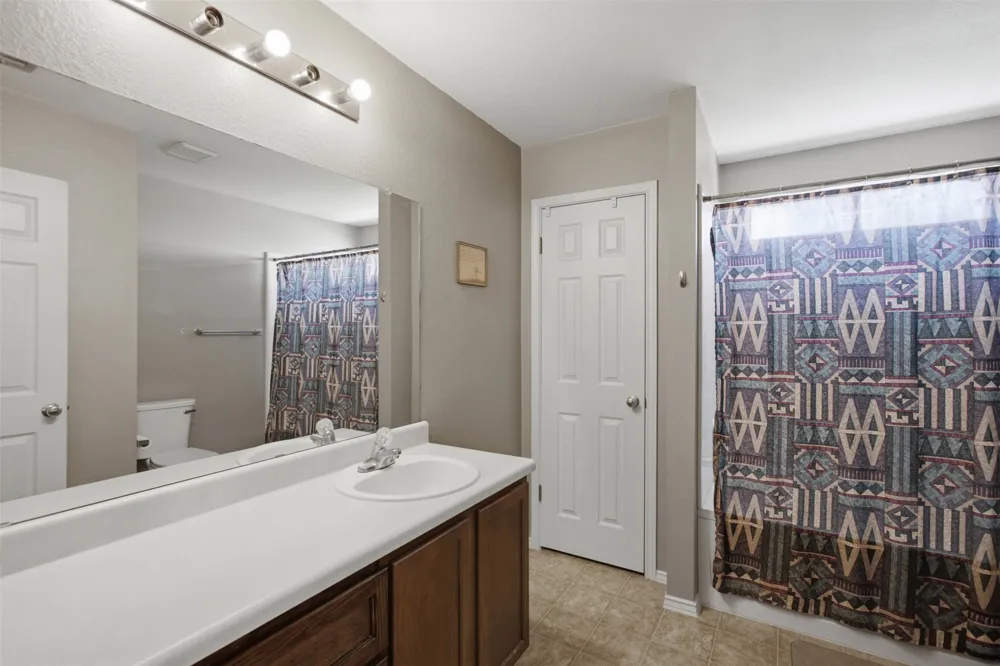 718 Blair Avenue Bastrop, TX 78602