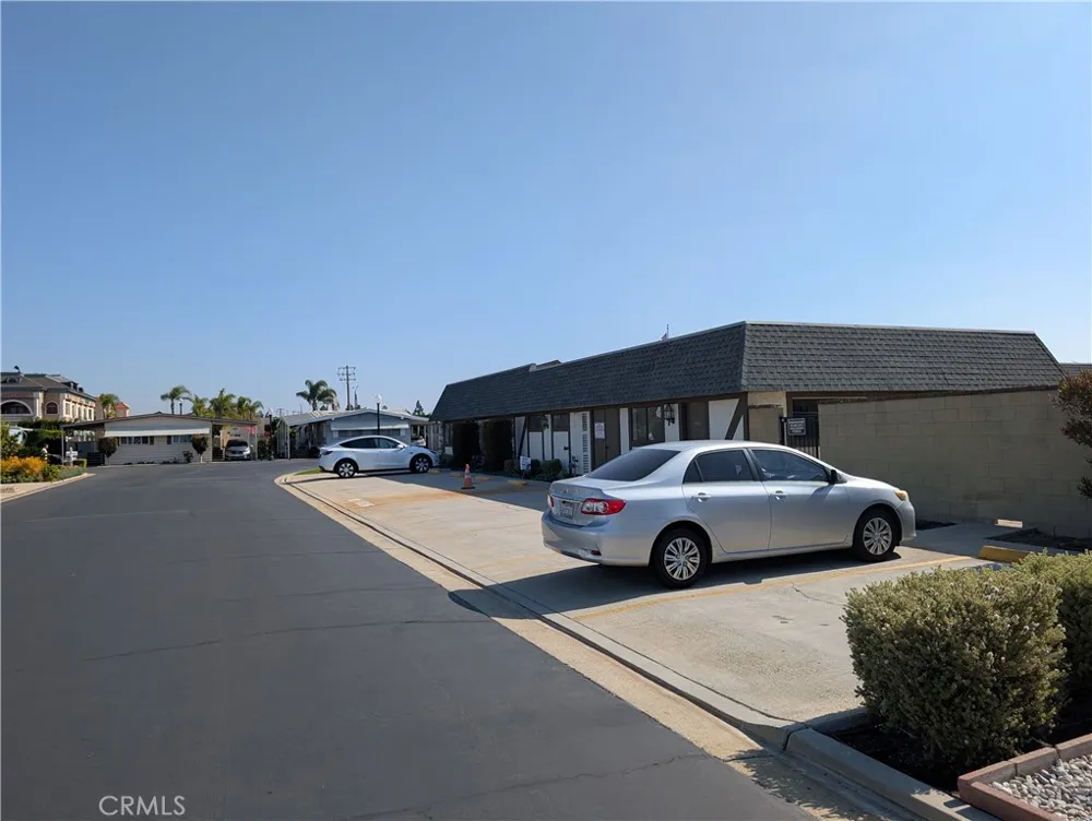 9800 Bolsa Avenue #88 Westminster, CA 92683