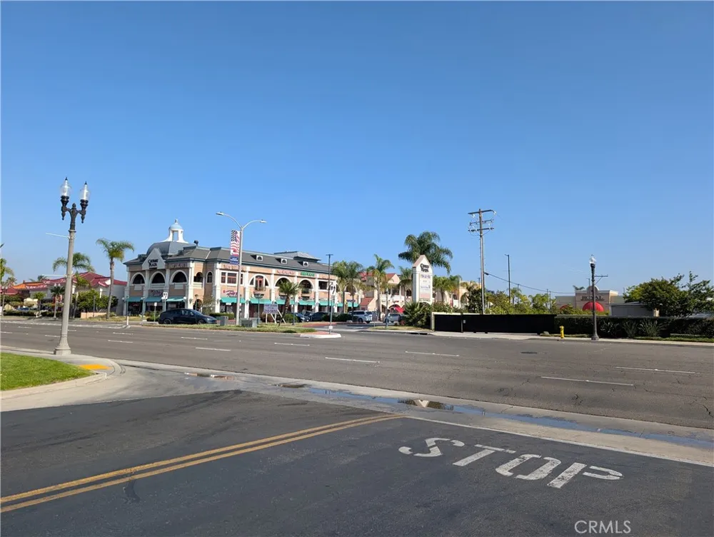 9800 Bolsa Avenue #88 Westminster, CA 92683