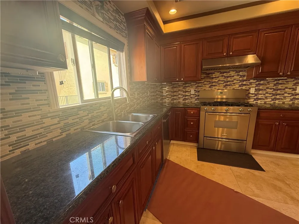4015 W 133rd Hawthorne, CA 90250