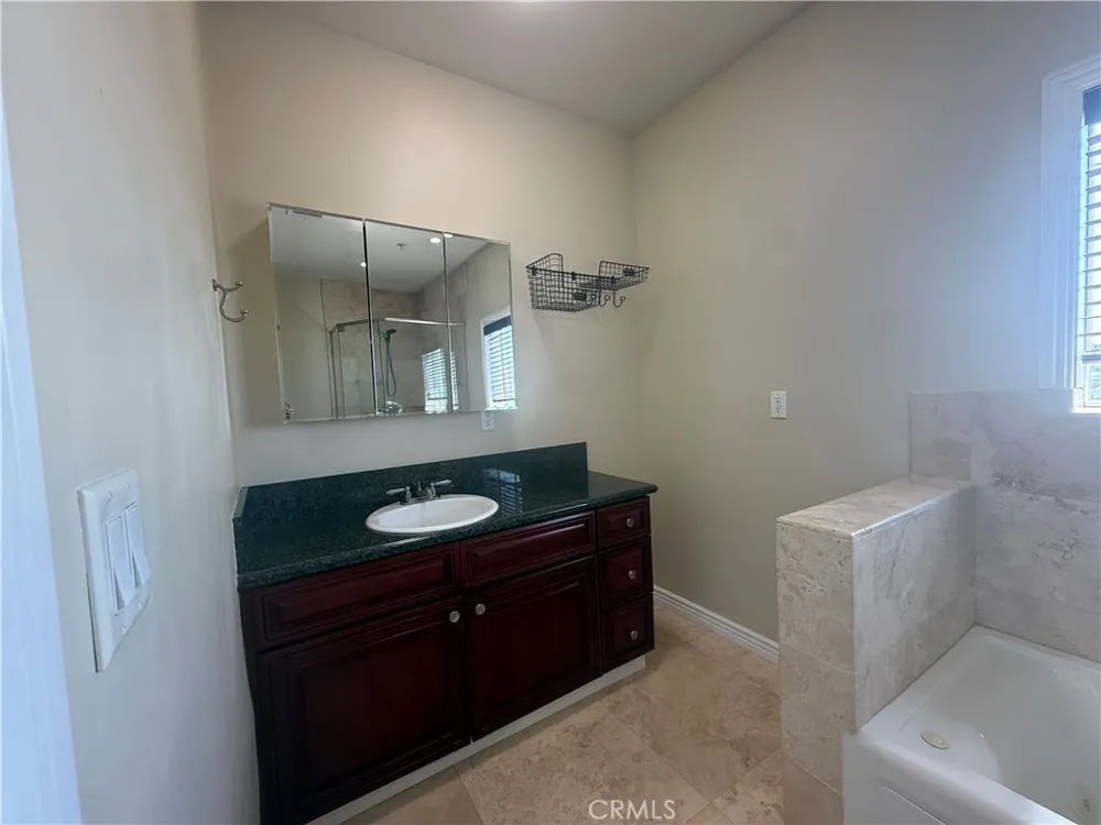 4015 W 133rd Hawthorne, CA 90250