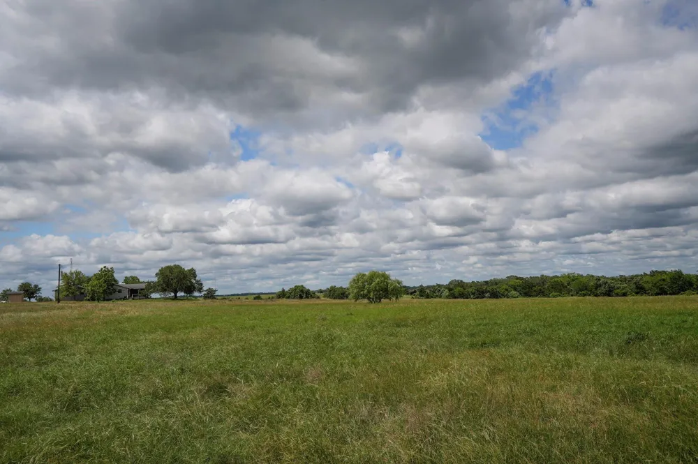 1432 S Knezek Road Flatonia, TX 78941