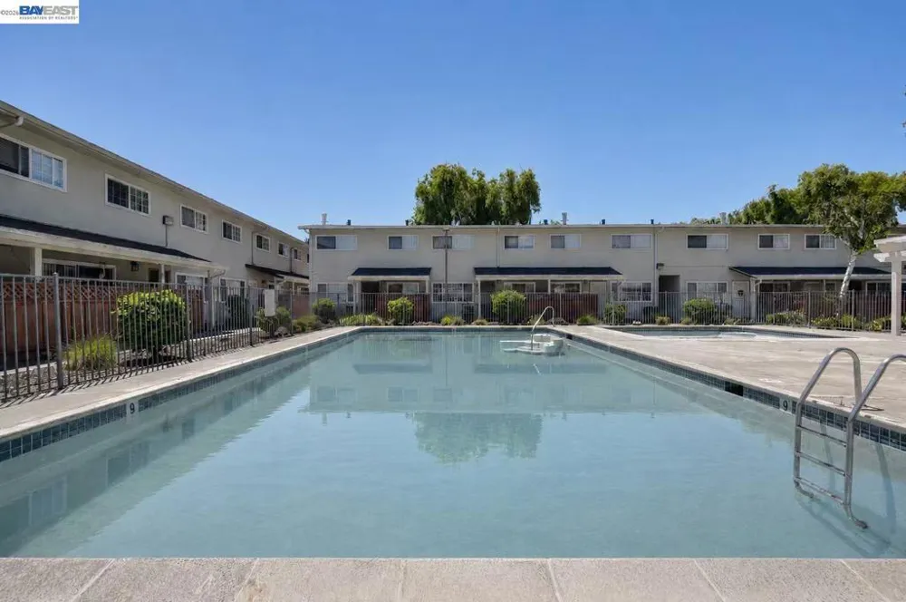 660 Fargo Ave #6 San Leandro, CA 94579