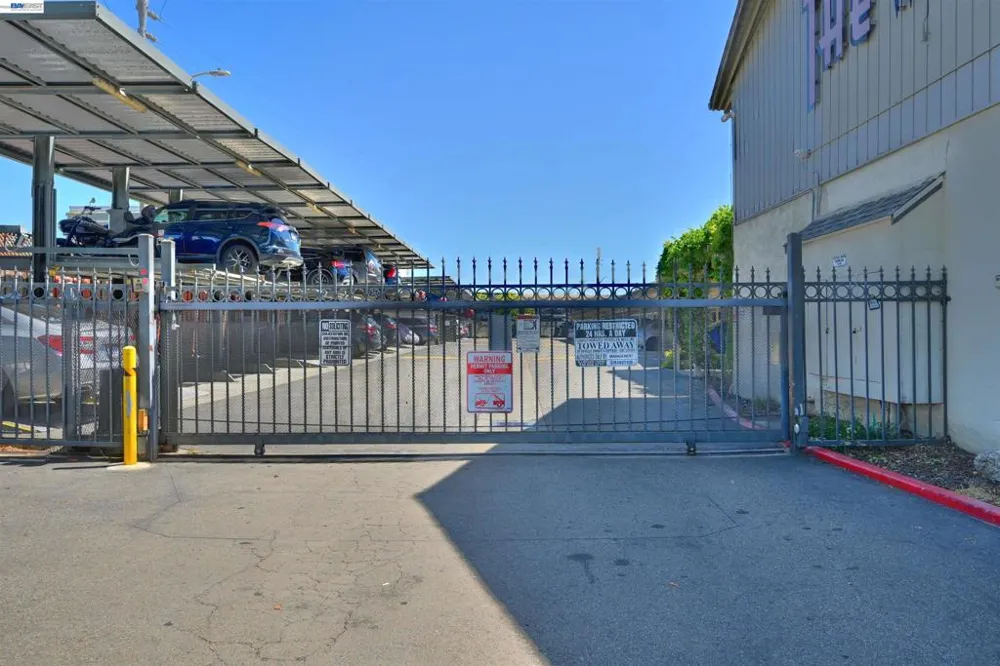660 Fargo Ave #6 San Leandro, CA 94579