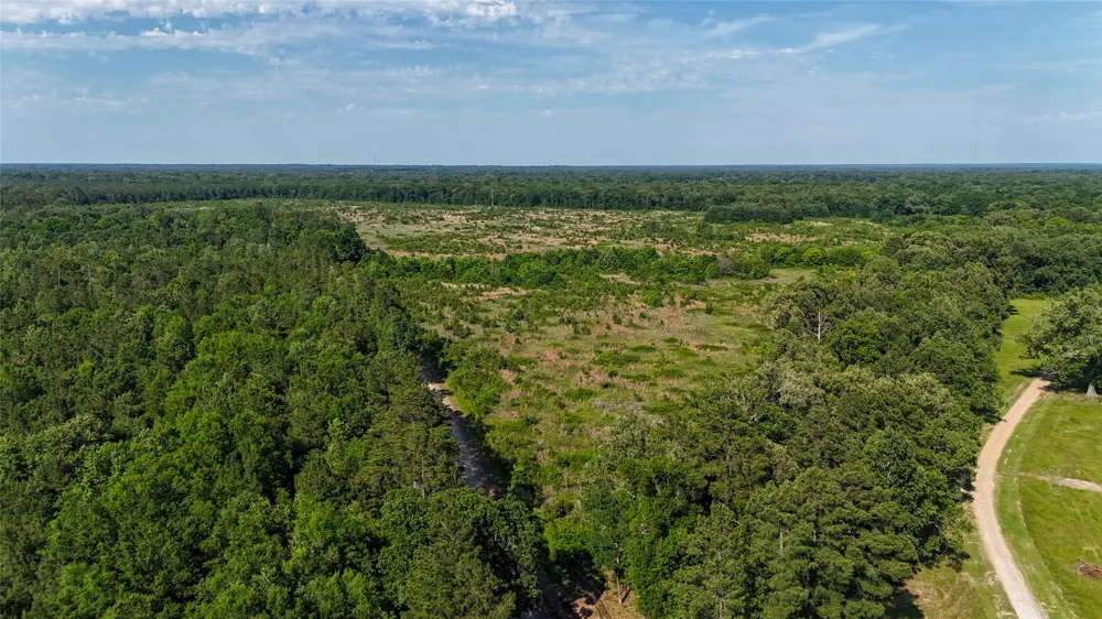 4621 County Road 4621 Clarksville, TX 75550