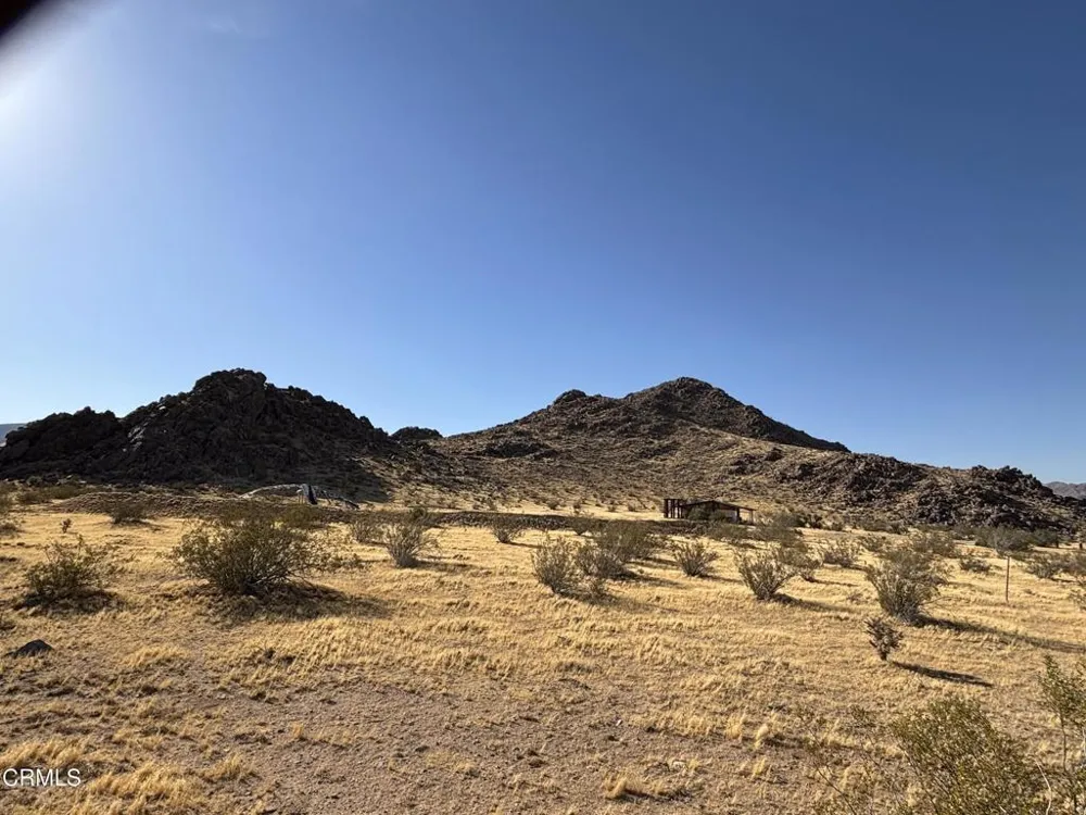 11726 Jasper Avenue Lucerne Valley, CA 92356
