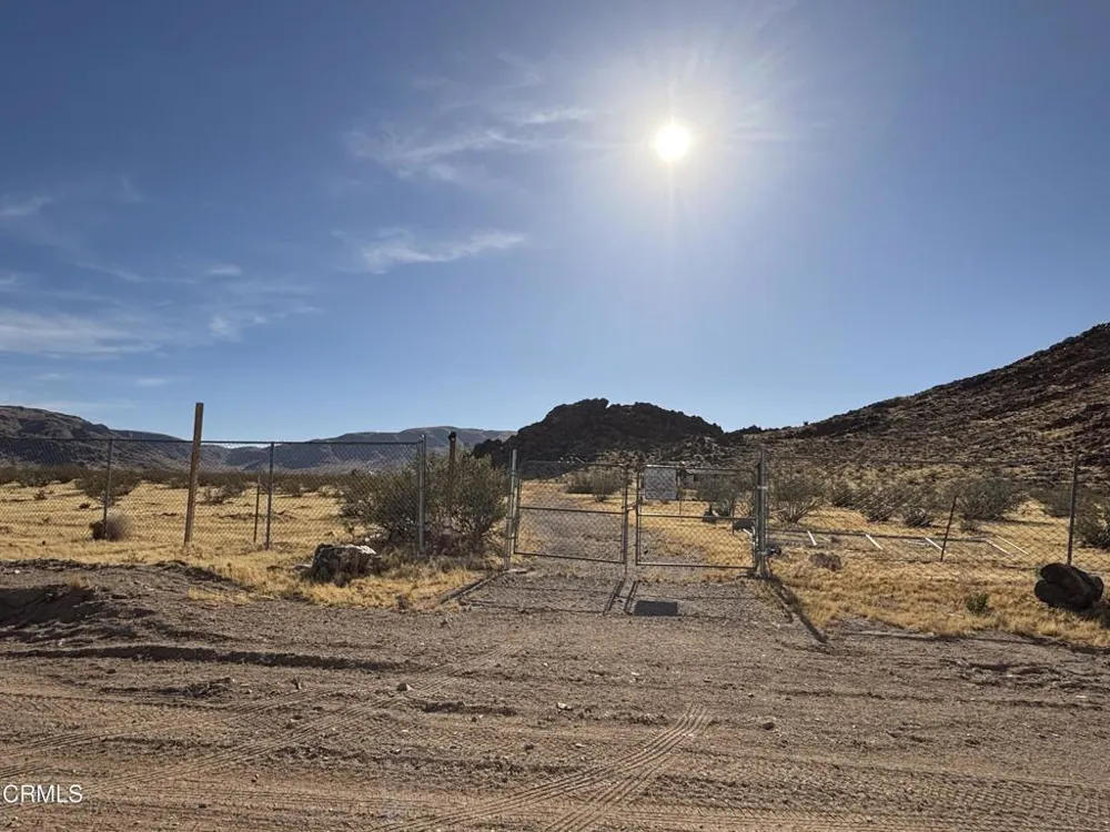 11726 Jasper Avenue Lucerne Valley, CA 92356