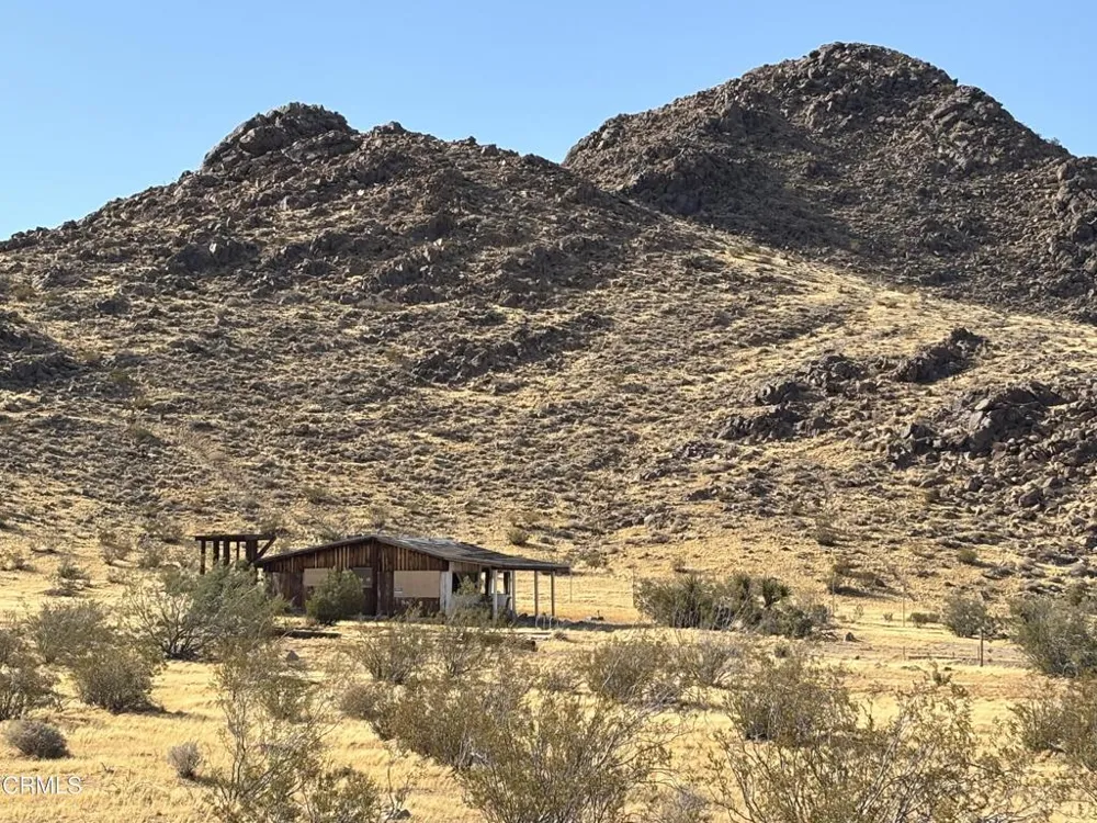 11726 Jasper Avenue Lucerne Valley, CA 92356