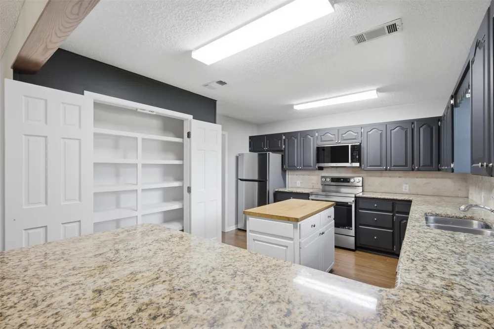 508 Pebble Drive Buchanan Dam, TX 78609