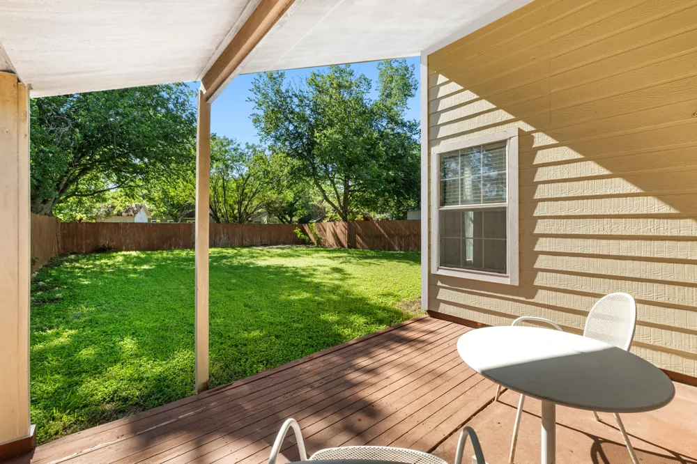 9511 Curlew Drive Austin, TX 78748