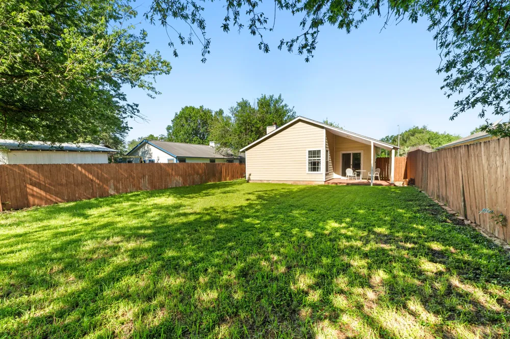 9511 Curlew Drive Austin, TX 78748