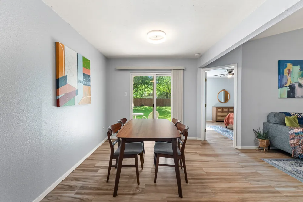 9511 Curlew Drive Austin, TX 78748