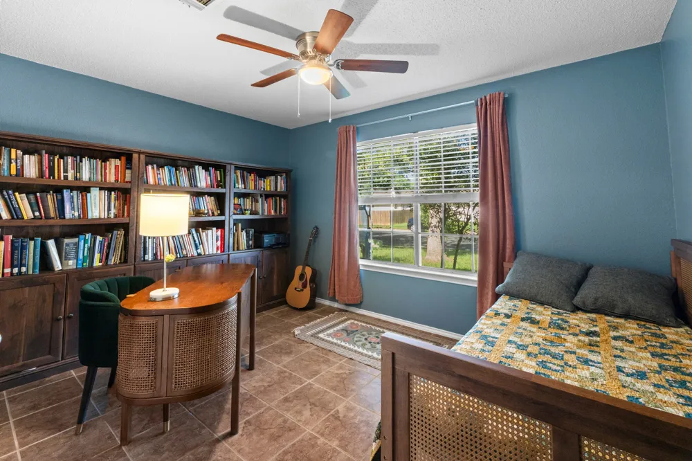 9511 Curlew Drive Austin, TX 78748