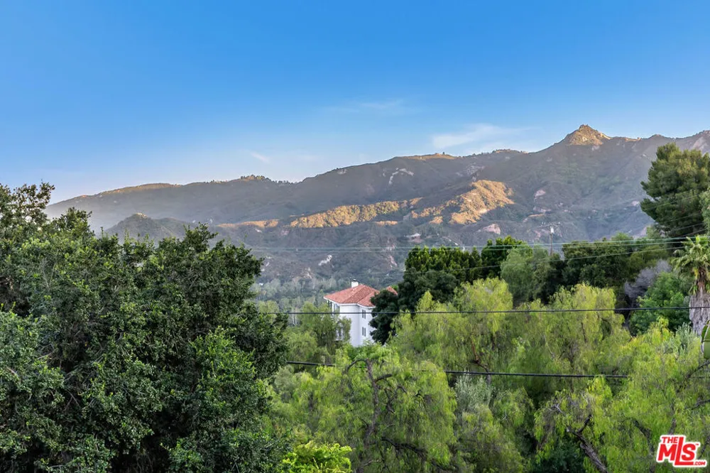 2716 Halsey Road Topanga, CA 90290