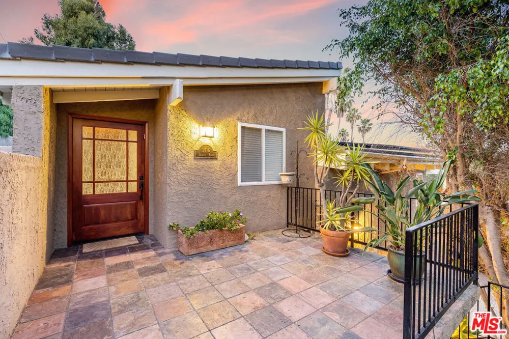 2716 Halsey Road Topanga, CA 90290