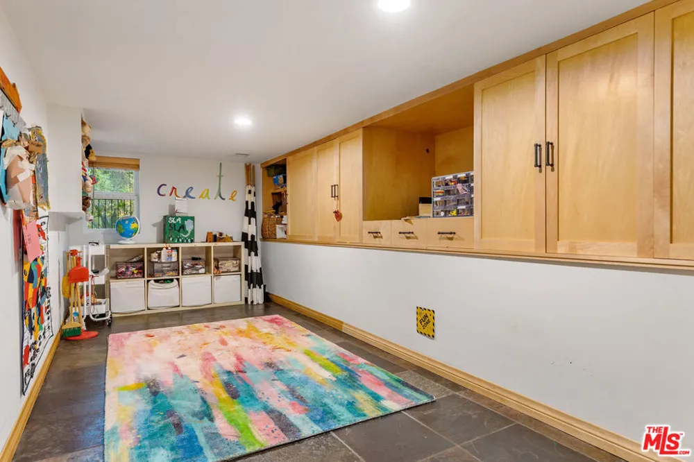 2716 Halsey Road Topanga, CA 90290
