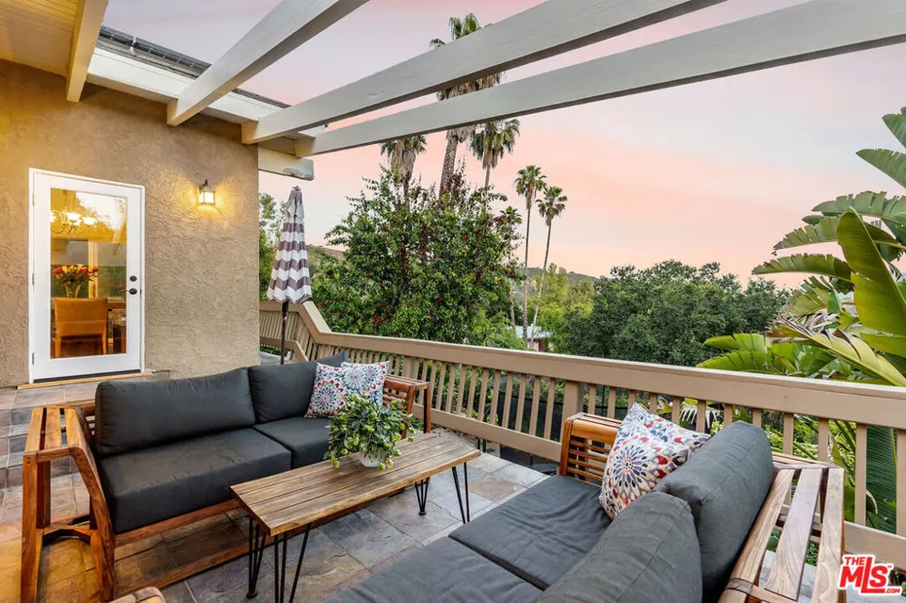 2716 Halsey Road Topanga, CA 90290