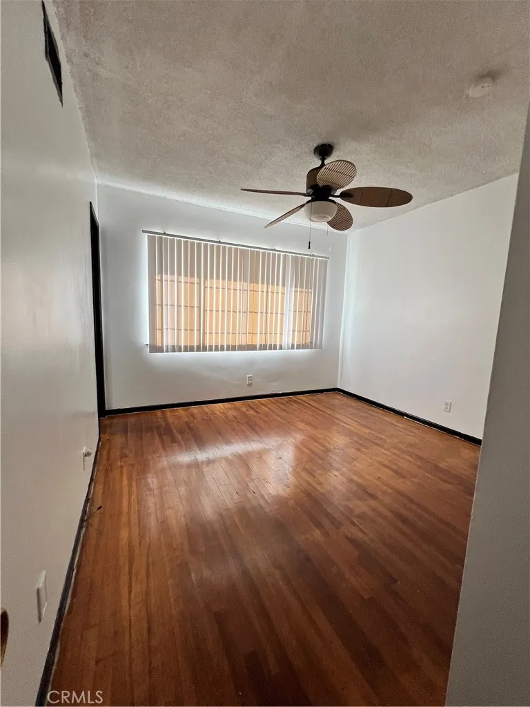 7142 Church Highland, CA 92346