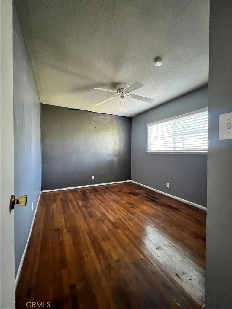 7142 Church Highland, CA 92346