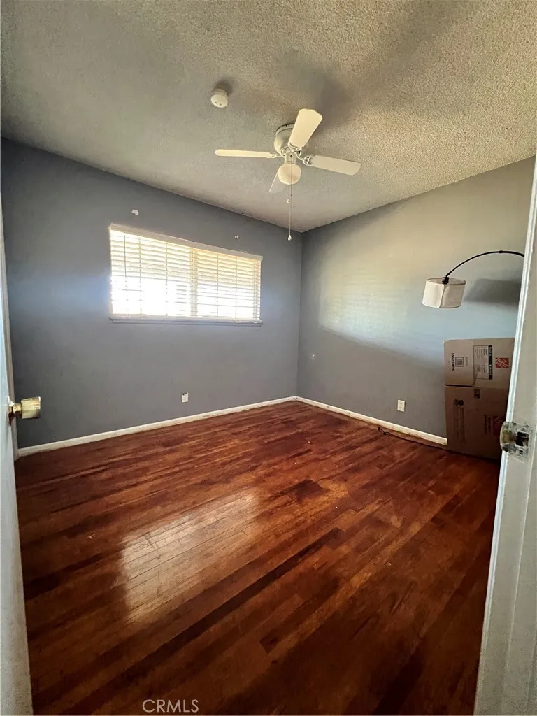7142 Church Highland, CA 92346
