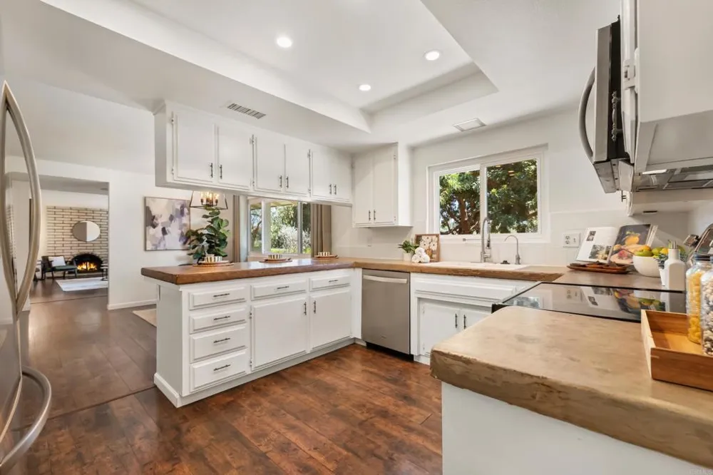 1407 Monte Vista Drive Vista, CA 92084