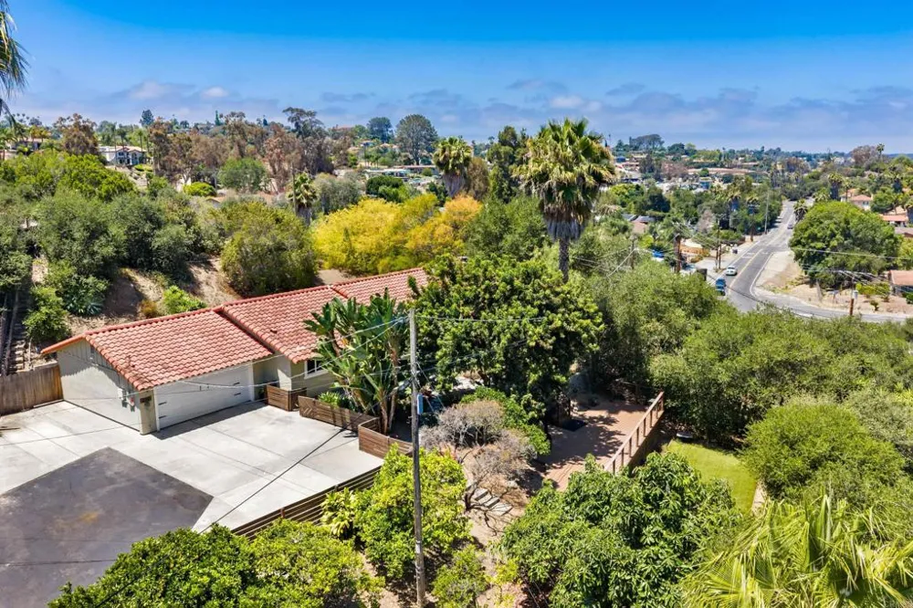 1407 Monte Vista Drive Vista, CA 92084