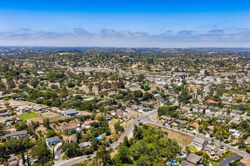 1407 Monte Vista Drive Vista, CA 92084