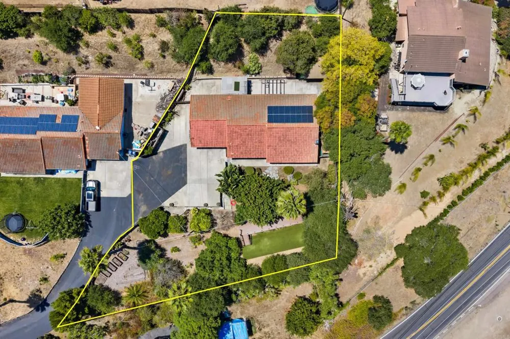 1407 Monte Vista Drive Vista, CA 92084