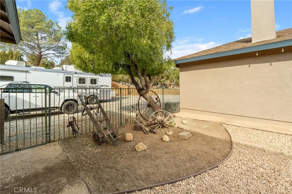 6535 Juniper Crest Road Agua Dulce, CA 91390