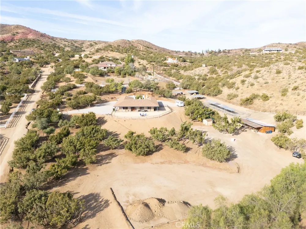 6535 Juniper Crest Road Agua Dulce, CA 91390