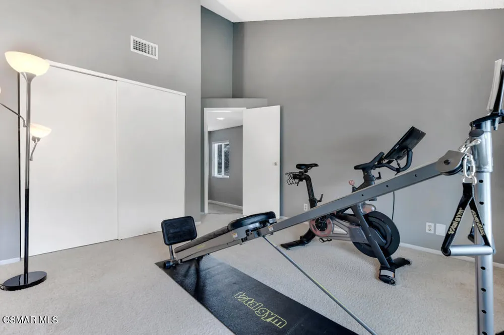2776 Erringer Road #19 Simi Valley, CA 93065
