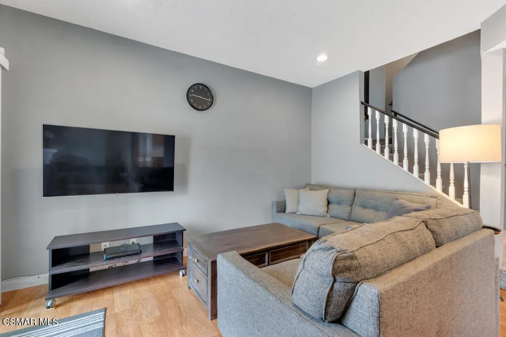 2776 Erringer Road #19 Simi Valley, CA 93065