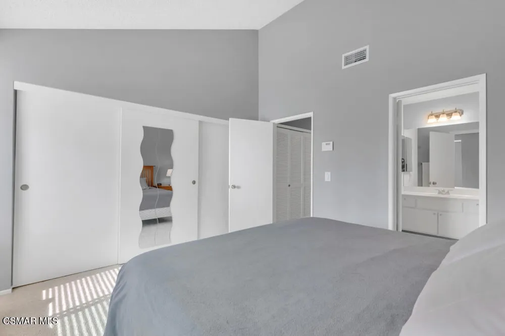 2776 Erringer Road #19 Simi Valley, CA 93065