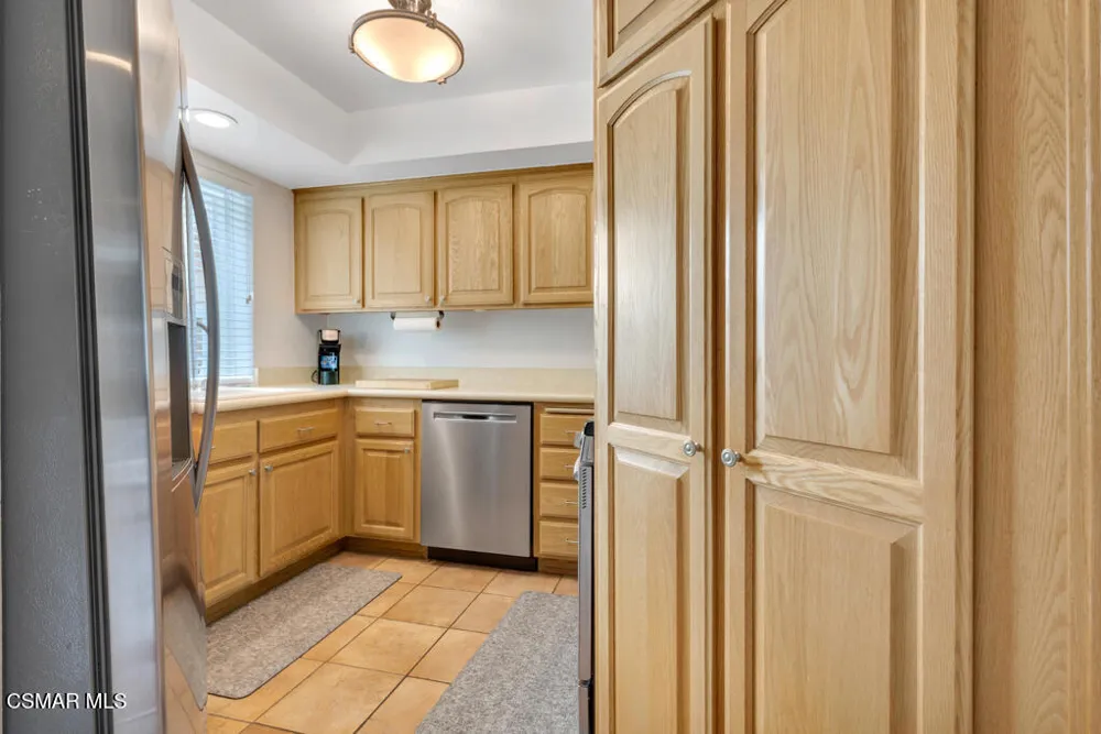 2776 Erringer Road #19 Simi Valley, CA 93065