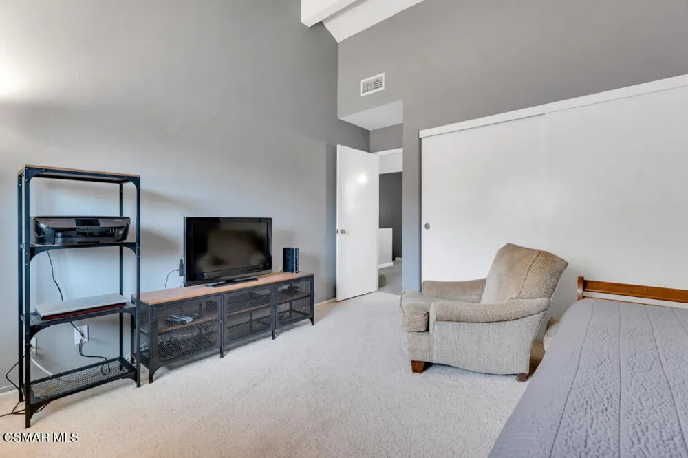 2776 Erringer Road #19 Simi Valley, CA 93065