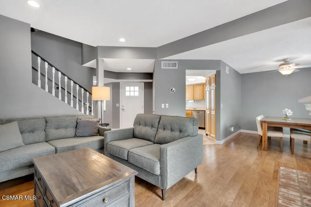2776 Erringer Road #19 Simi Valley, CA 93065